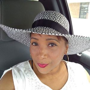 Meet your Posher, Annette